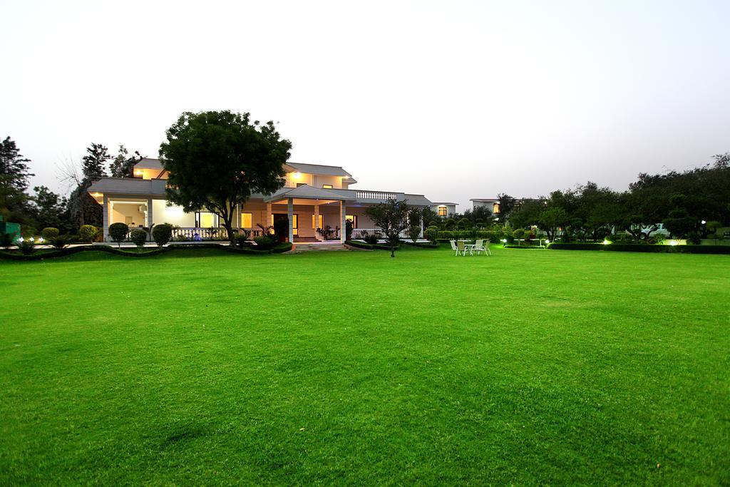 Gothda Mohbtabad The Awesome Farms & Resorts المظهر الخارجي الصورة